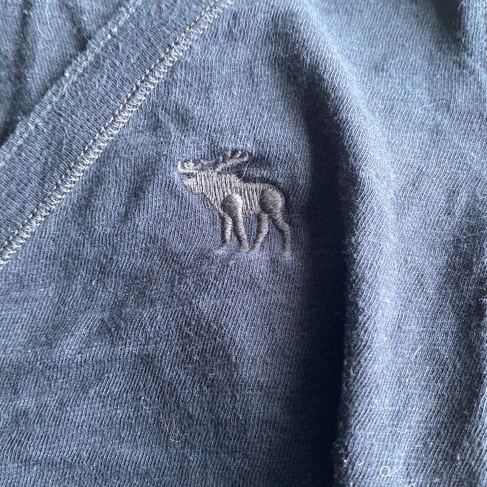 Vintage Abercrombie and fitch thermal full sleeve V neck top navy blue coquette - Picture 2 of 5